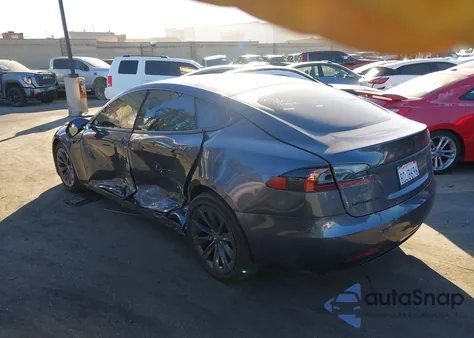 2018 Tesla Model S 100D/75D/P100D from USA, damaged, VIN 5YJSA1E29JF249826